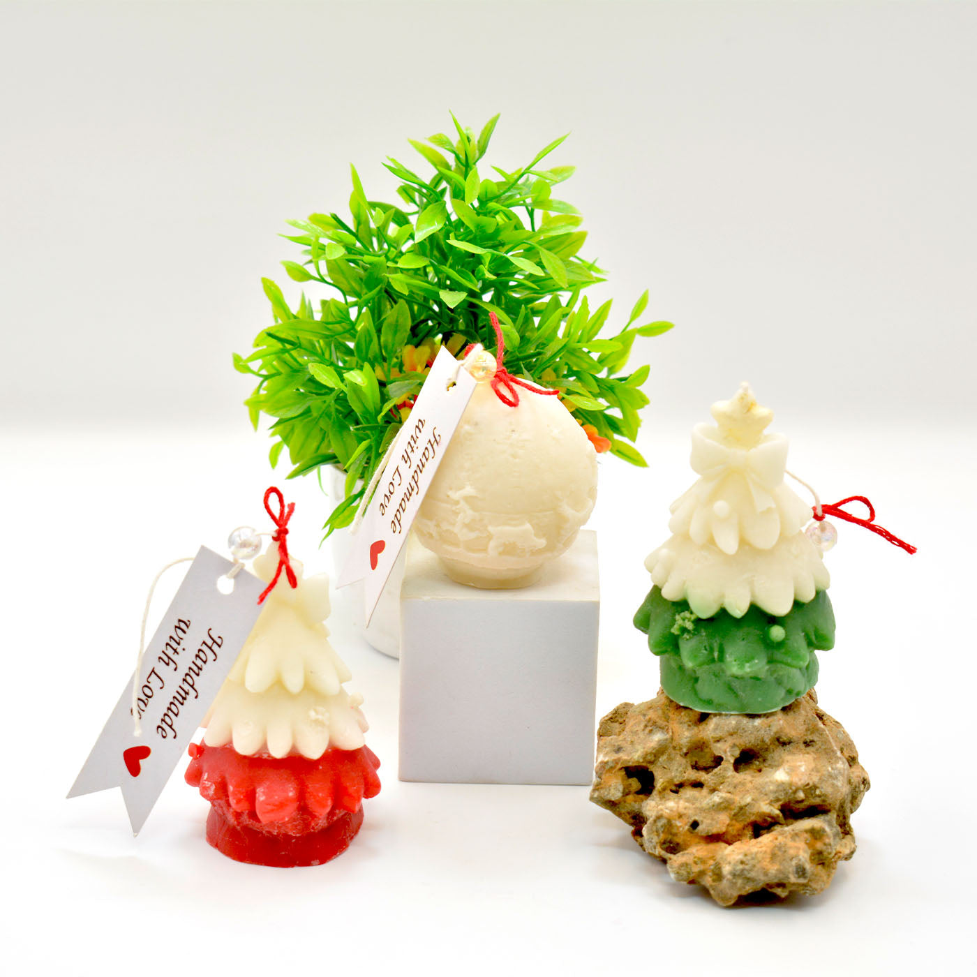 Christmas Candle Set Soy Wax Lavender Chamomile Festive Décor