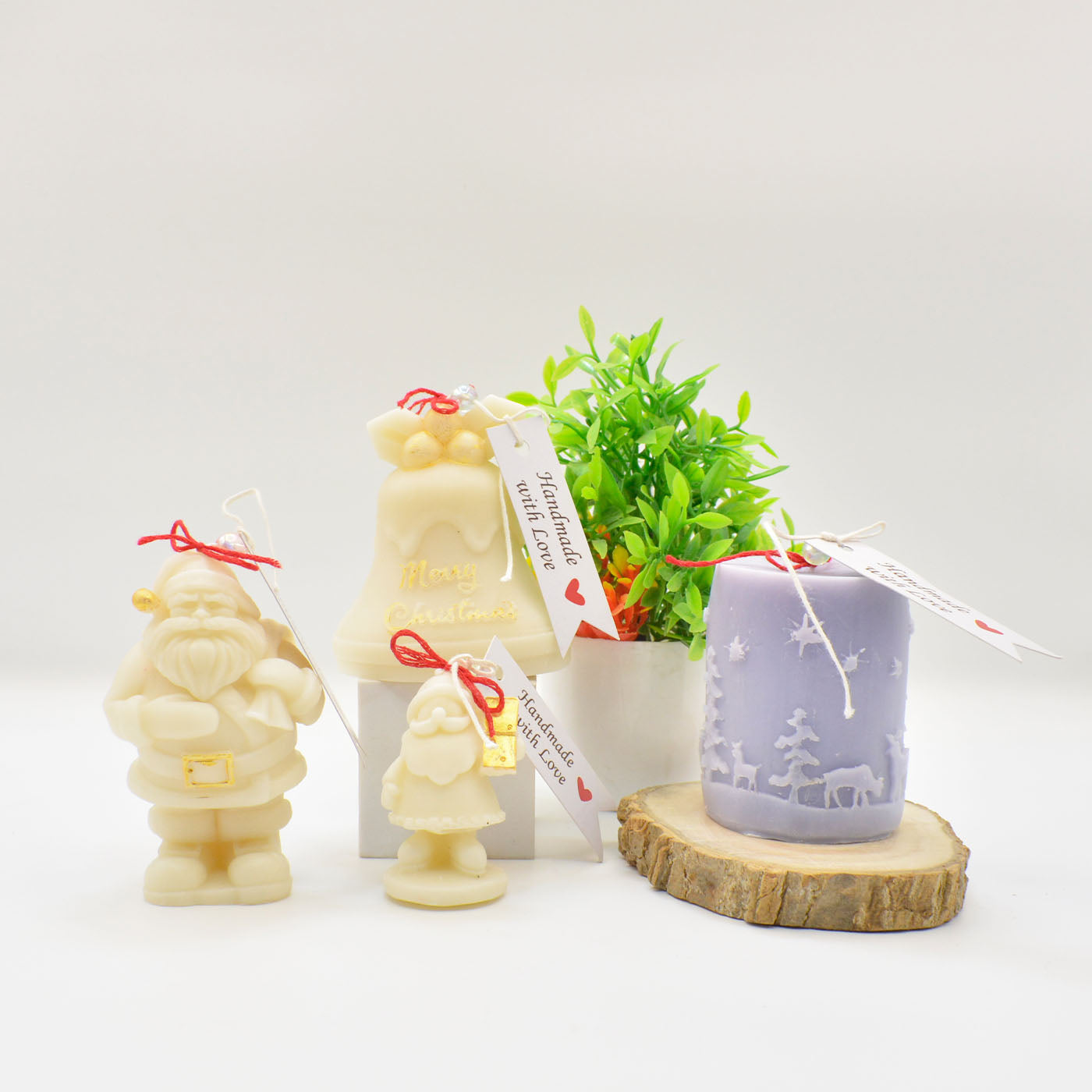 Christmas Soy Wax Lavender Chamomile Candle Set – Santa Reindeer Décor Gift