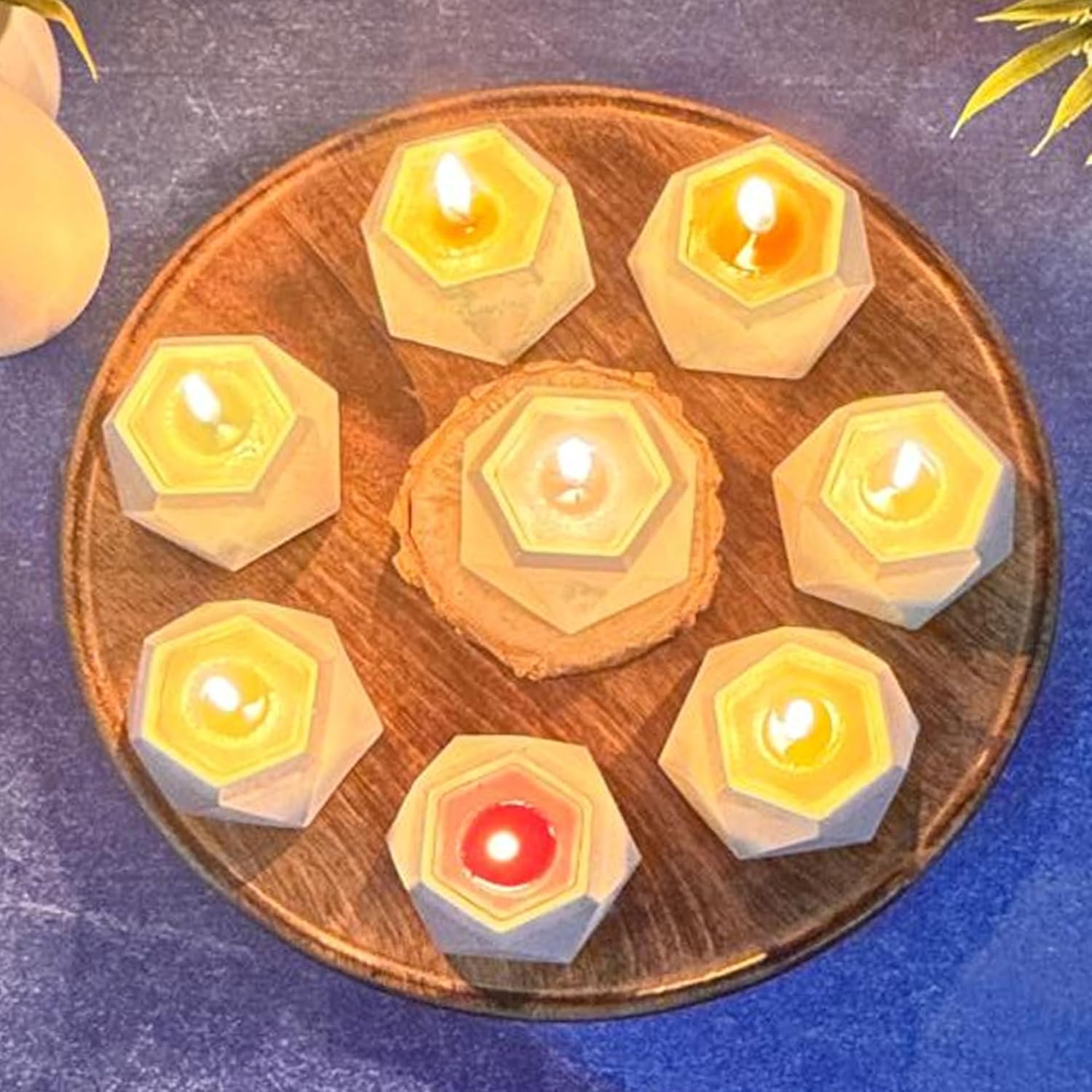 Premium Soy Scented Candle in Hexagon Container – Aromatherapy Decor